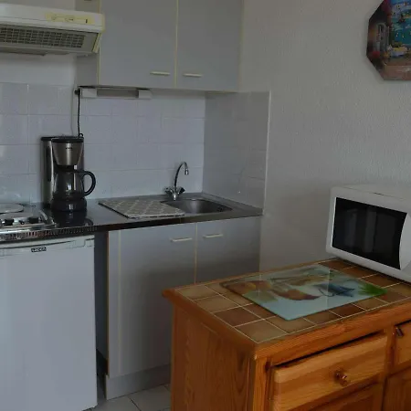 Lejlighed Climatise 4 Couchages Proche Et Commerces Au Grau-du-roi - Fr-1-250-160 Le Grau-du-Roi